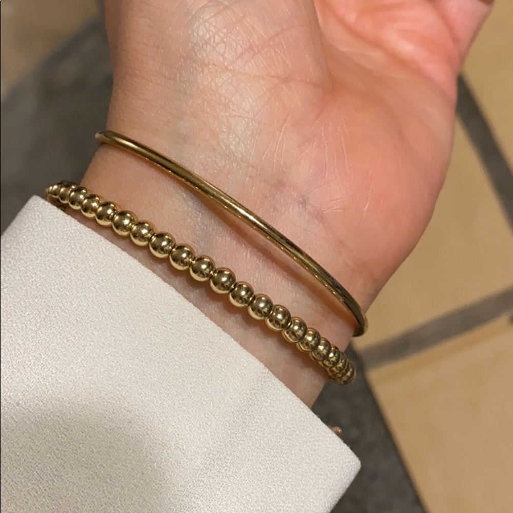 Bracelets - Picture 2 of 5